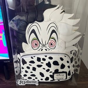 BRAND NEW COLLECTABLE COSPLAY CRUELLA DEVILLE LOUNGEFLY BACKPACK